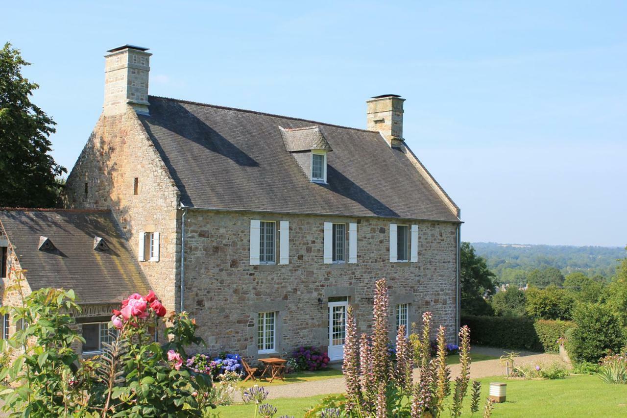 Bed and Breakfast Les Goubelins La Lande-d'Airou Exteriér fotografie